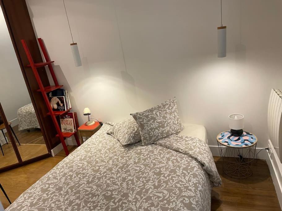 2 Pieces Parisien A 10 Min De Montmartre Apartment *